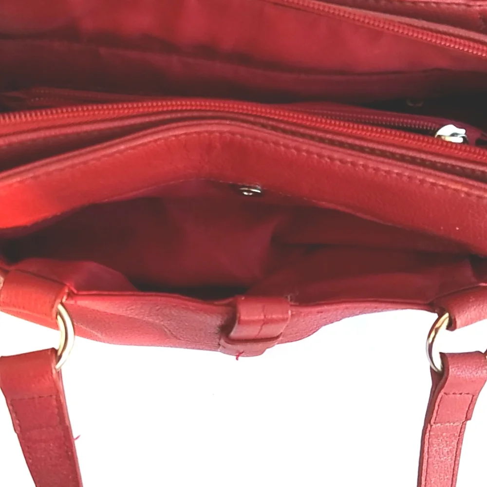 Aurielle Red Zippered Handbag - Picture 4 of 7